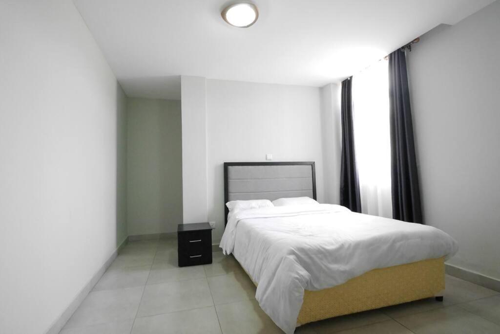 Ultra Modern Apartment In Nyarutarama Kigali Exterior photo